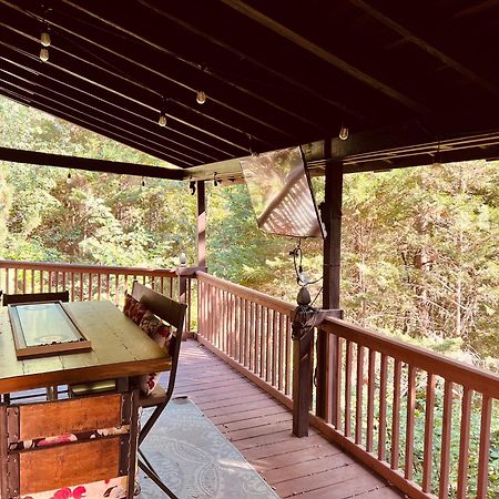 فيلا Tiny House, Wifi,Hot Tub,Secluded Cosby المظهر الخارجي الصورة